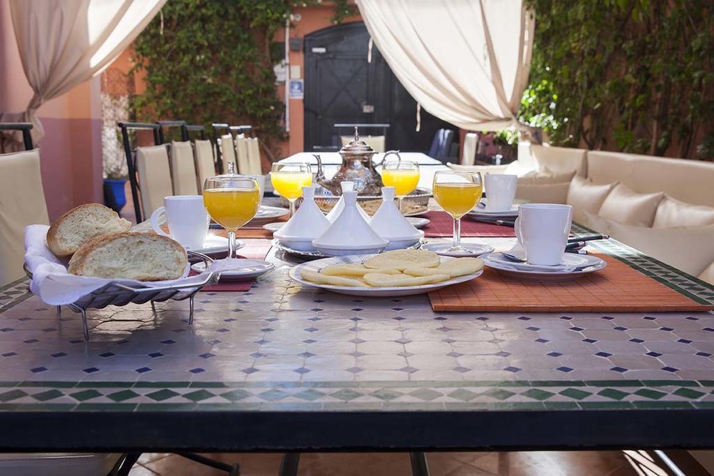 Dar Mezouar Aparthotel มาร์ราเกช ภายนอก รูปภาพ